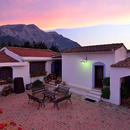 Guthiddai Alloggio per agriturismo Oliena