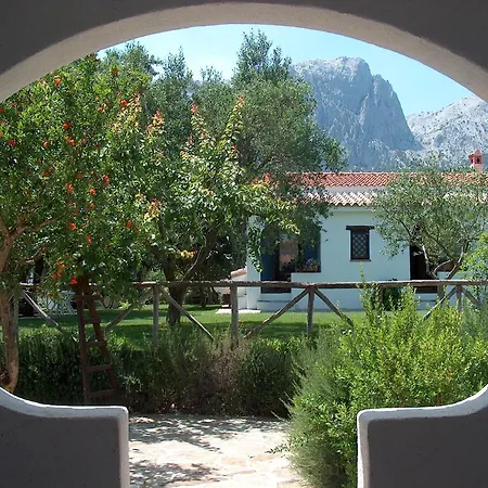 Alloggio per agriturismo Guthiddai *