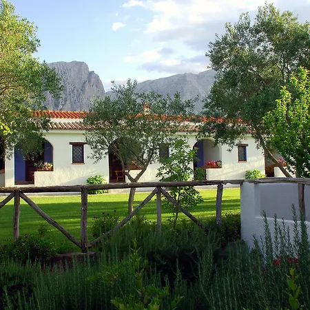 Guthiddai Farmház Oliena