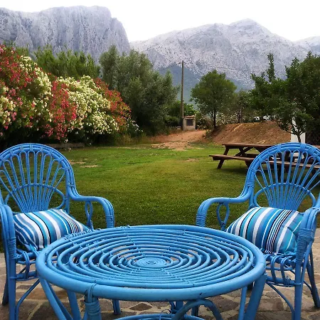 Alloggio per agriturismo Guthiddai Oliena